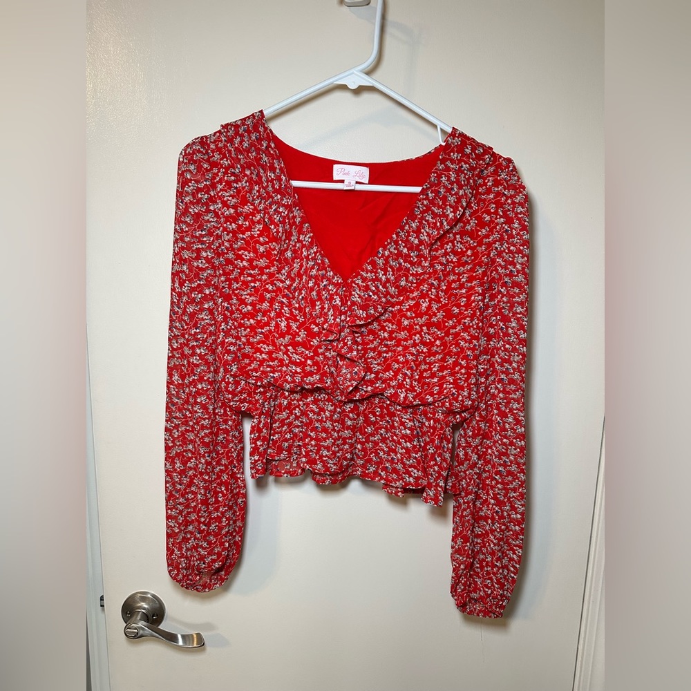 Pink Lily red floral top size small